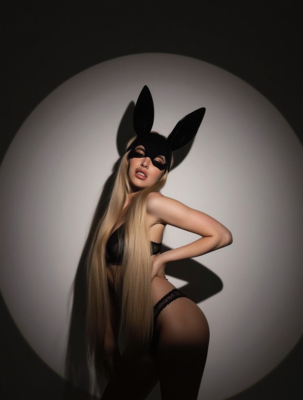 bodrumescortasena-2 Bodrum Escort Asena  Eve, Otele, Tekneye Gelirim