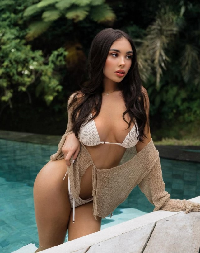 bodrumescortzeynep-1 Bodrum Escort Zeynep Otel, Tekne, Ev Her Yere Gelirim